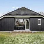 4 Bedroom In *