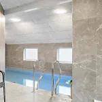 4 Bedroom In