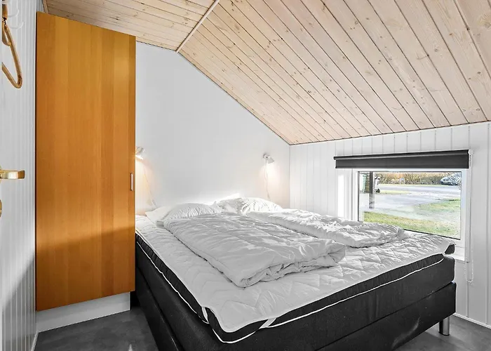 4 Bedroom In