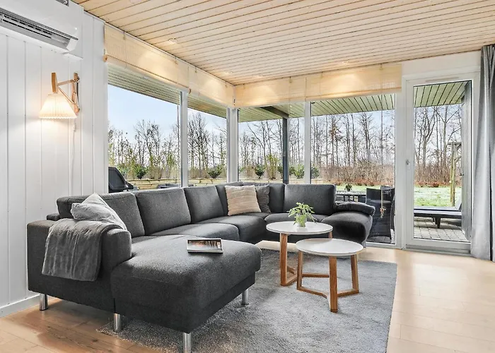 4 Bedroom In